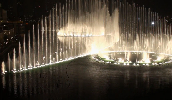 La fontaine de Dubai : Baba Yetu