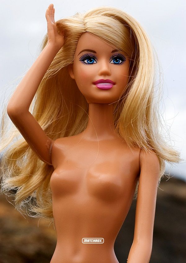Calendrier Barbie nues