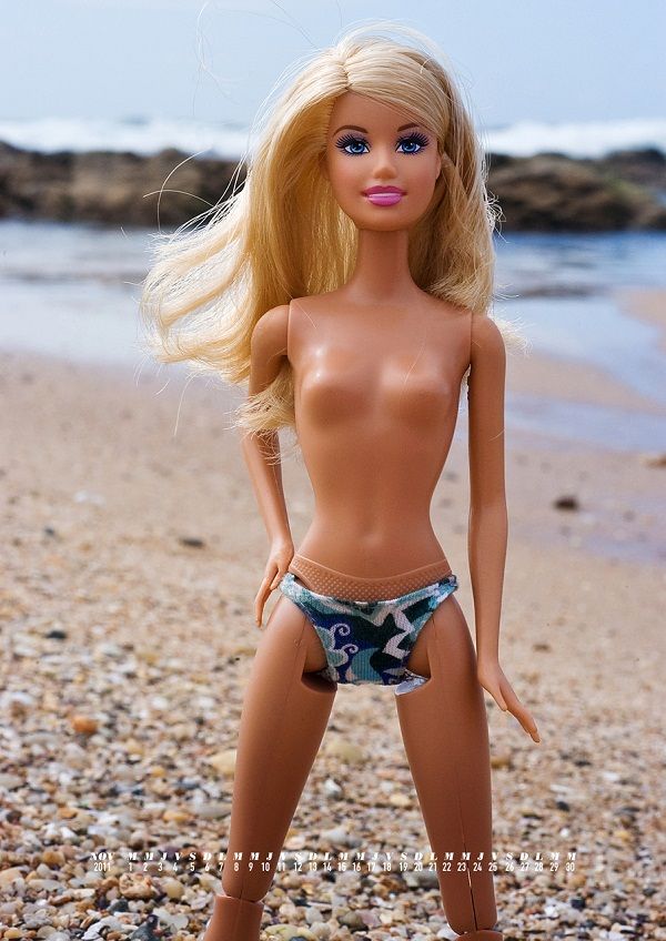 Calendrier Barbie nues