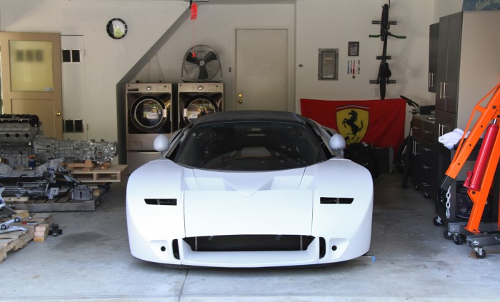 Réplique de la Ford GT90