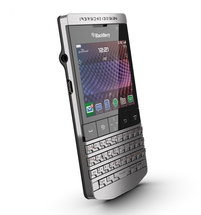 Blackberry P9981 désigné par Porsche Design