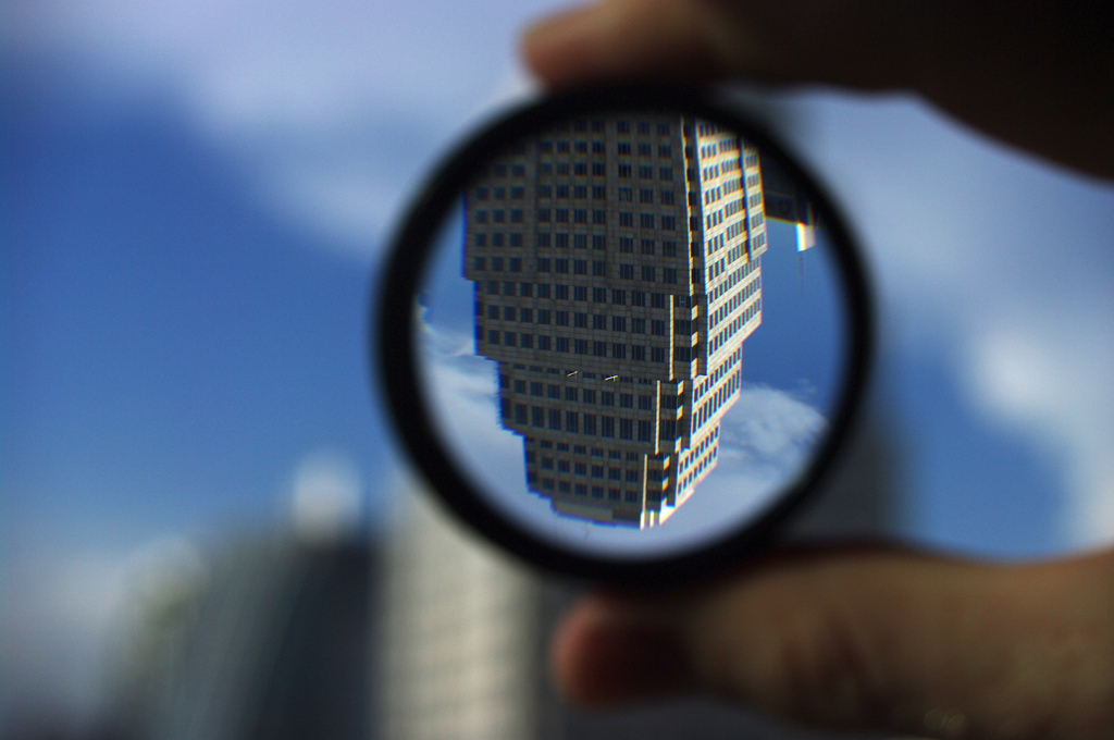 Lens