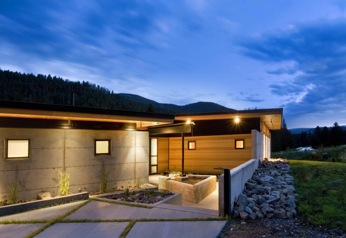 River Bank House (Big Sky - Montana) © Steve Keating Photography