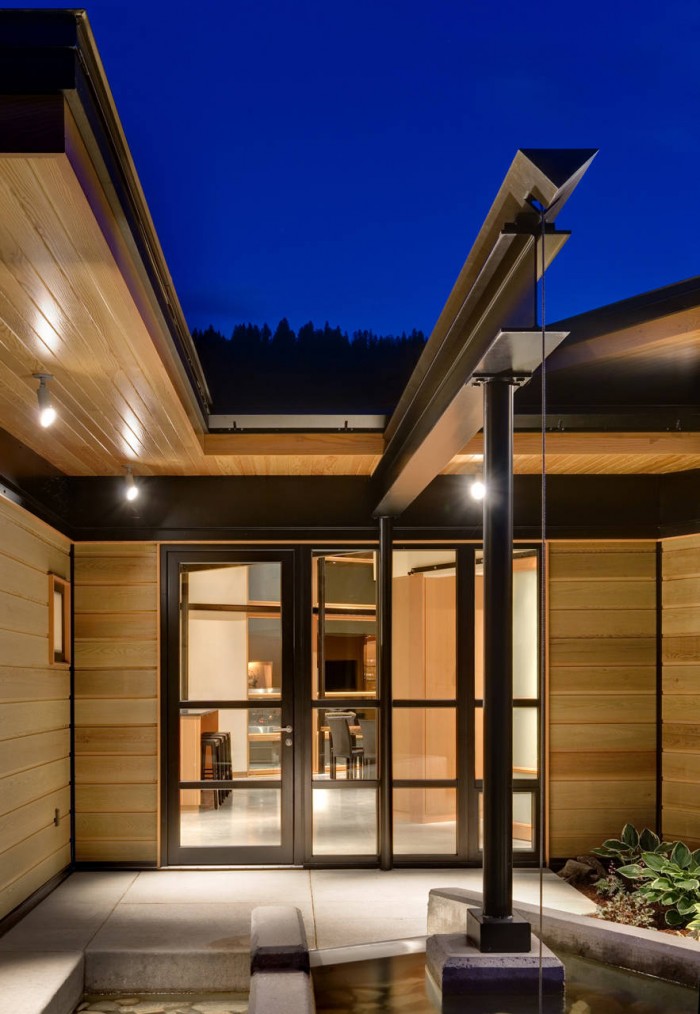 River Bank House (Big Sky - Montana) © Steve Keating Photography