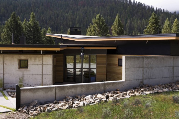 River Bank House (Big Sky - Montana) © Steve Keating Photography