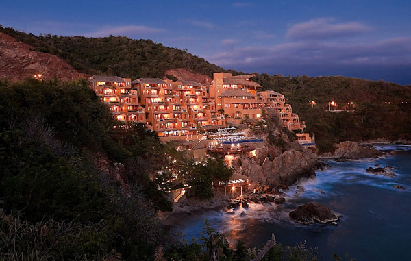 Capella Ixtapa - Extérieur