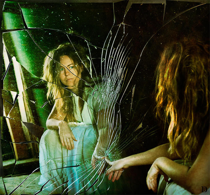 Break Through ©Dina Bova
