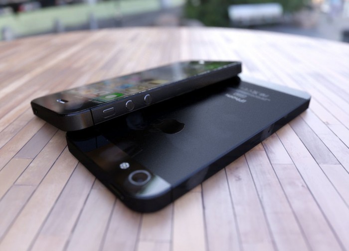 Apple iPhone 5 Concept ©Martin Hajek