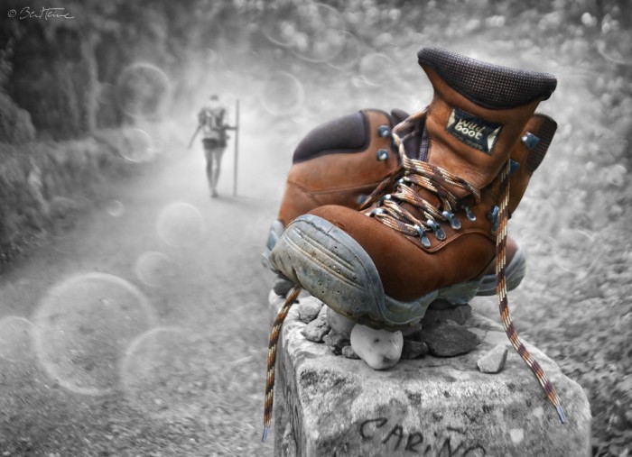 Keep Walking! ©Ben Heine