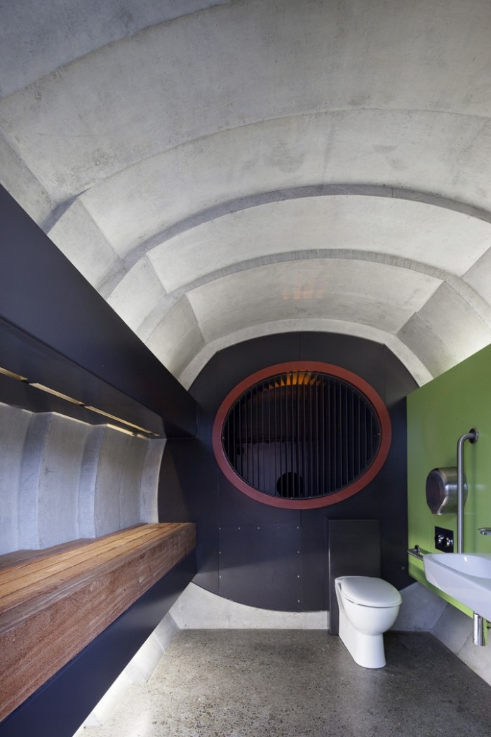 Kumototo Toilets