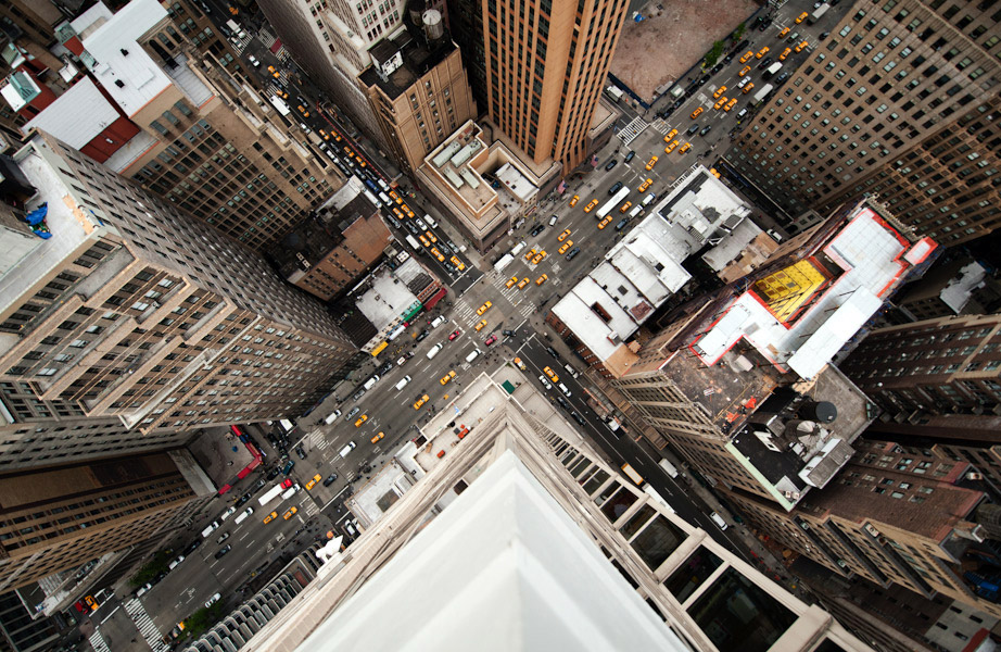 Midtown, New York City - 2011 - Intersection ©Navid Baraty