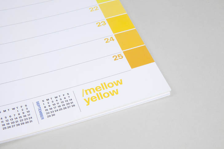 Pantone 2013 Calendar / Calendrier Pantone 2013