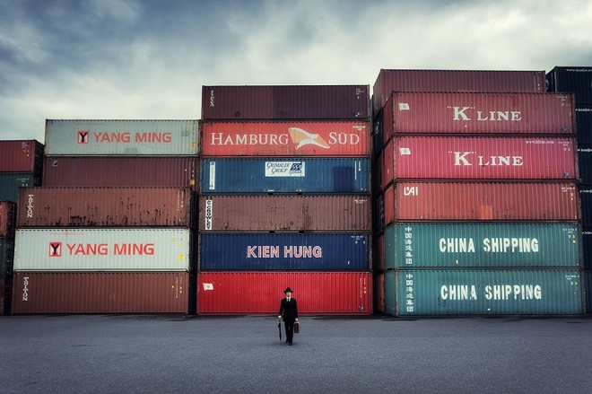Master Of Containers - Ralph Graef
