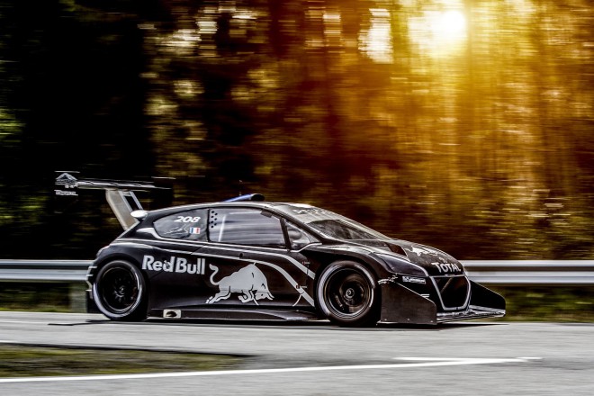Peugeot 208 T16 Pikes Peak @La Ferté