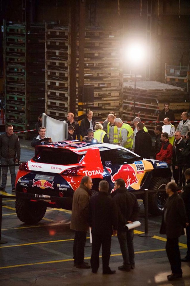 Peugeot 2008 Dakar Redbull Total