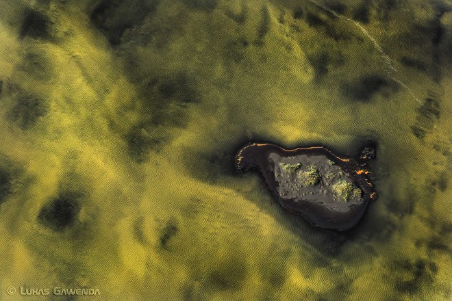 Aerial Island - Lukas Gawenda