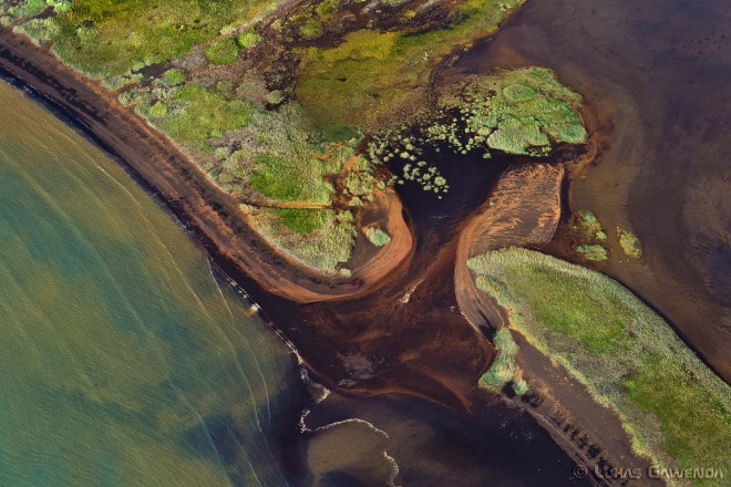 Suedkueste - Aerial Island - Lukas Gawenda