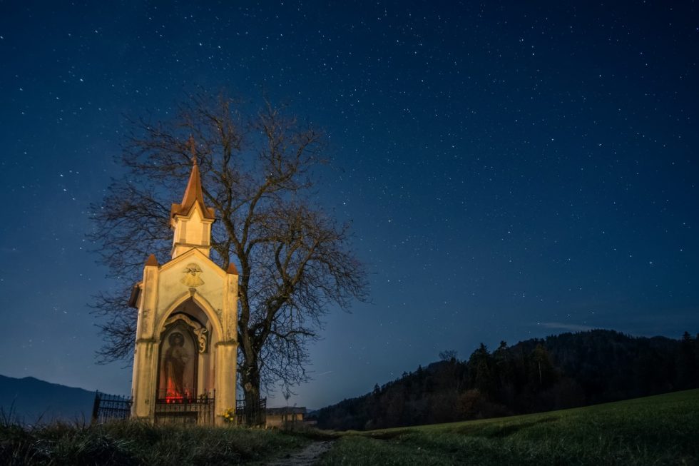 Illuminated Chapel (c) Filip Eremita